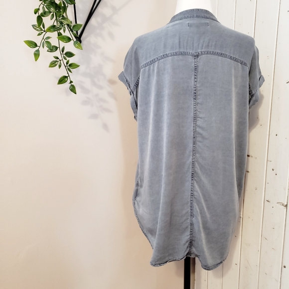 CALVIN KLEIN | VISCOSE BUTTONED CAPPED SLE… - Picture 6 of 8